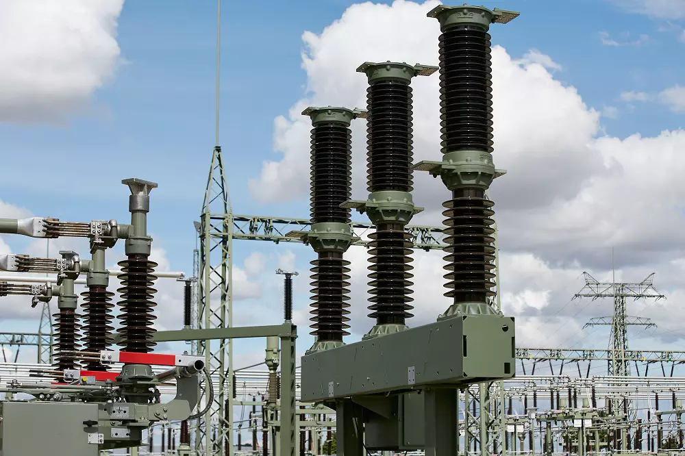 Высоковольтные выключатели вакуумные и элегазовые для сетей 6-35 кВ на Дальнем Востоке